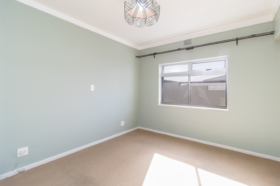 1 Bedroom Property for Sale in Mouille Point Western Cape